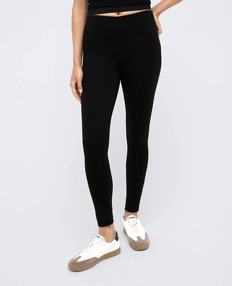 Pull On Welt Pocket Compression Legging